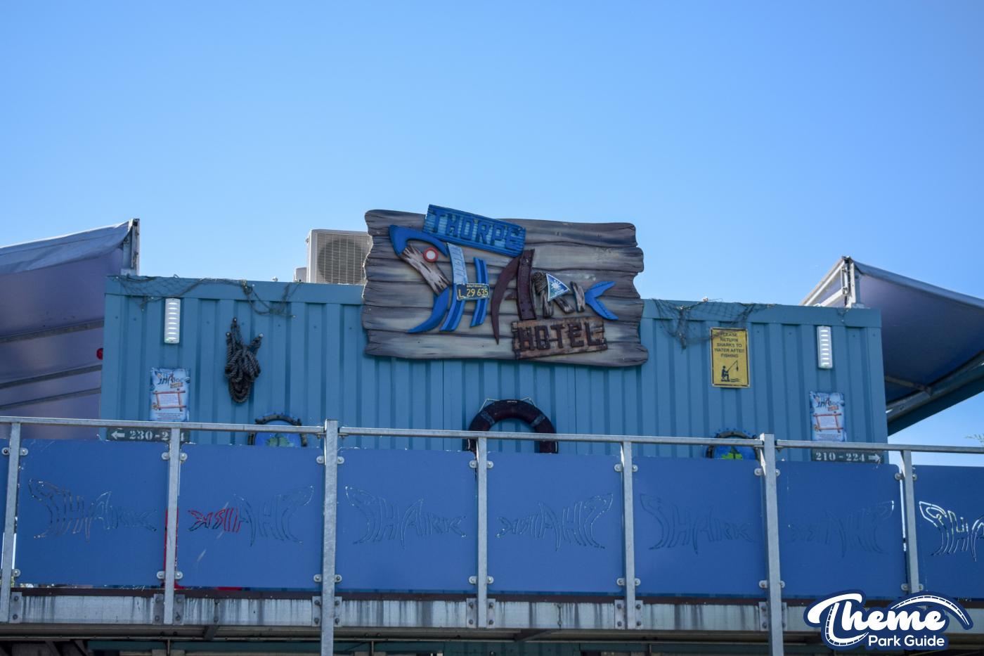 Thorpe Shark Cabins - Thorpe Park