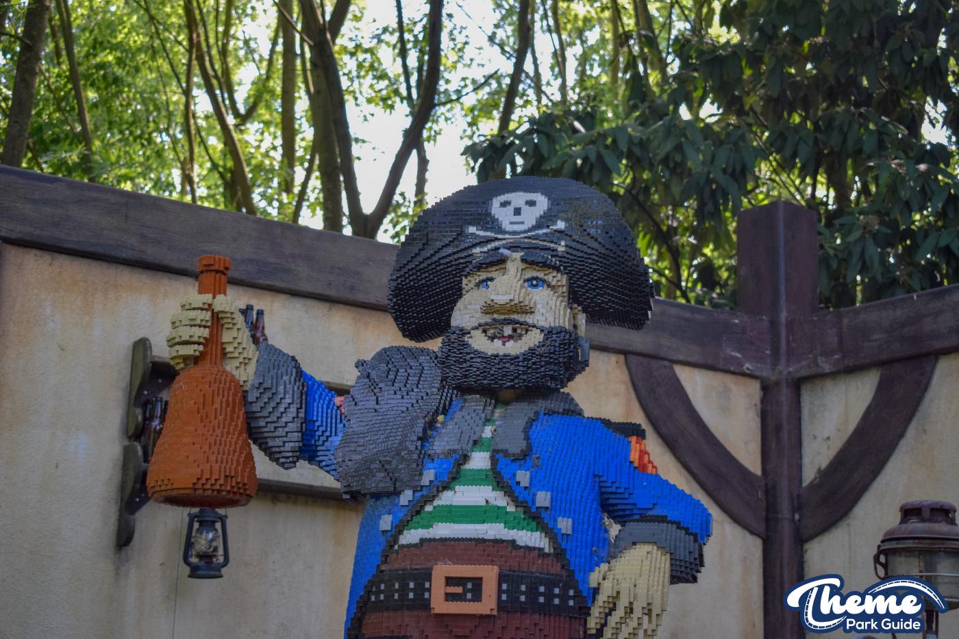 Pirate Falls Treasure Quest - Pirate Shores