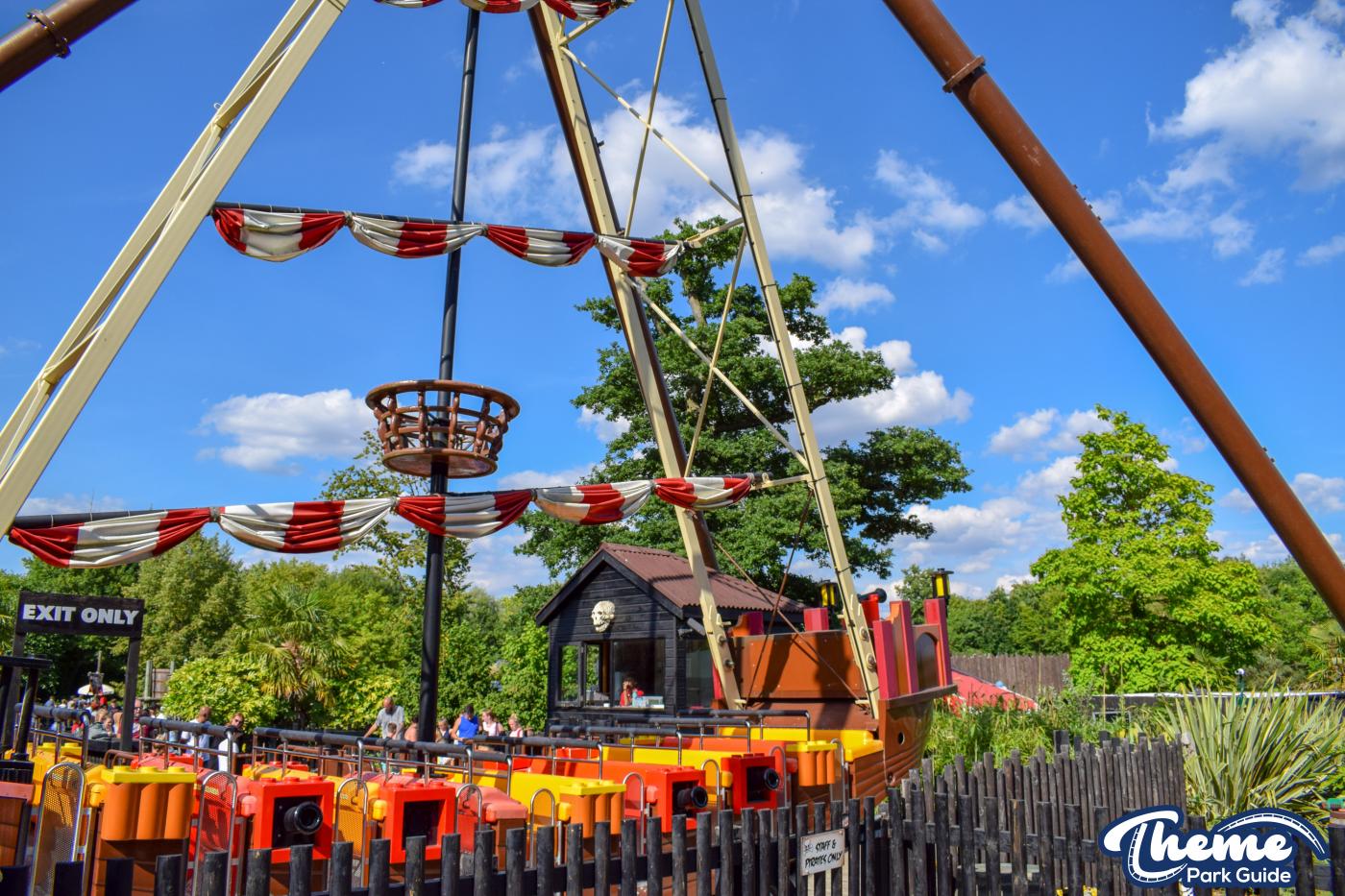 Jolly Rocker - Pirate Shores