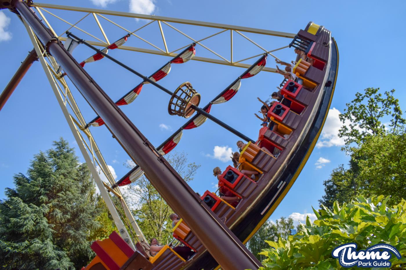 Jolly Rocker - Pirate Shores