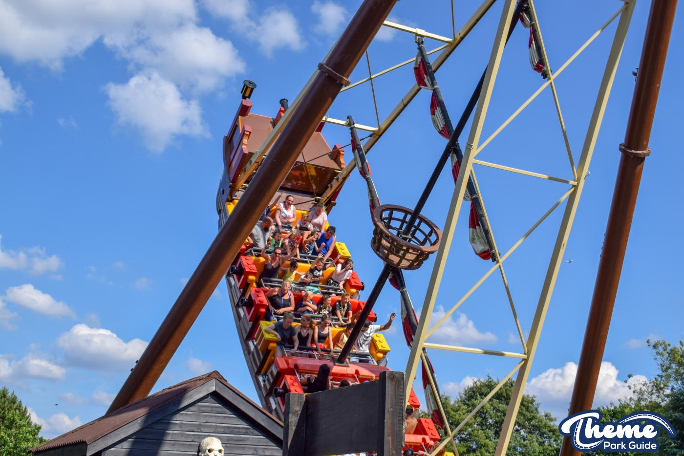 Jolly Rocker - Pirate Shores