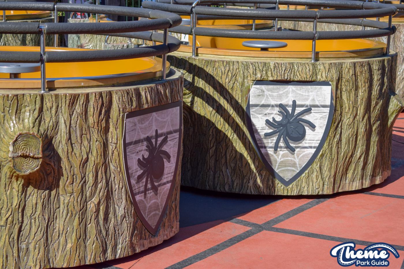 Spinning Spider - Pirate Shores