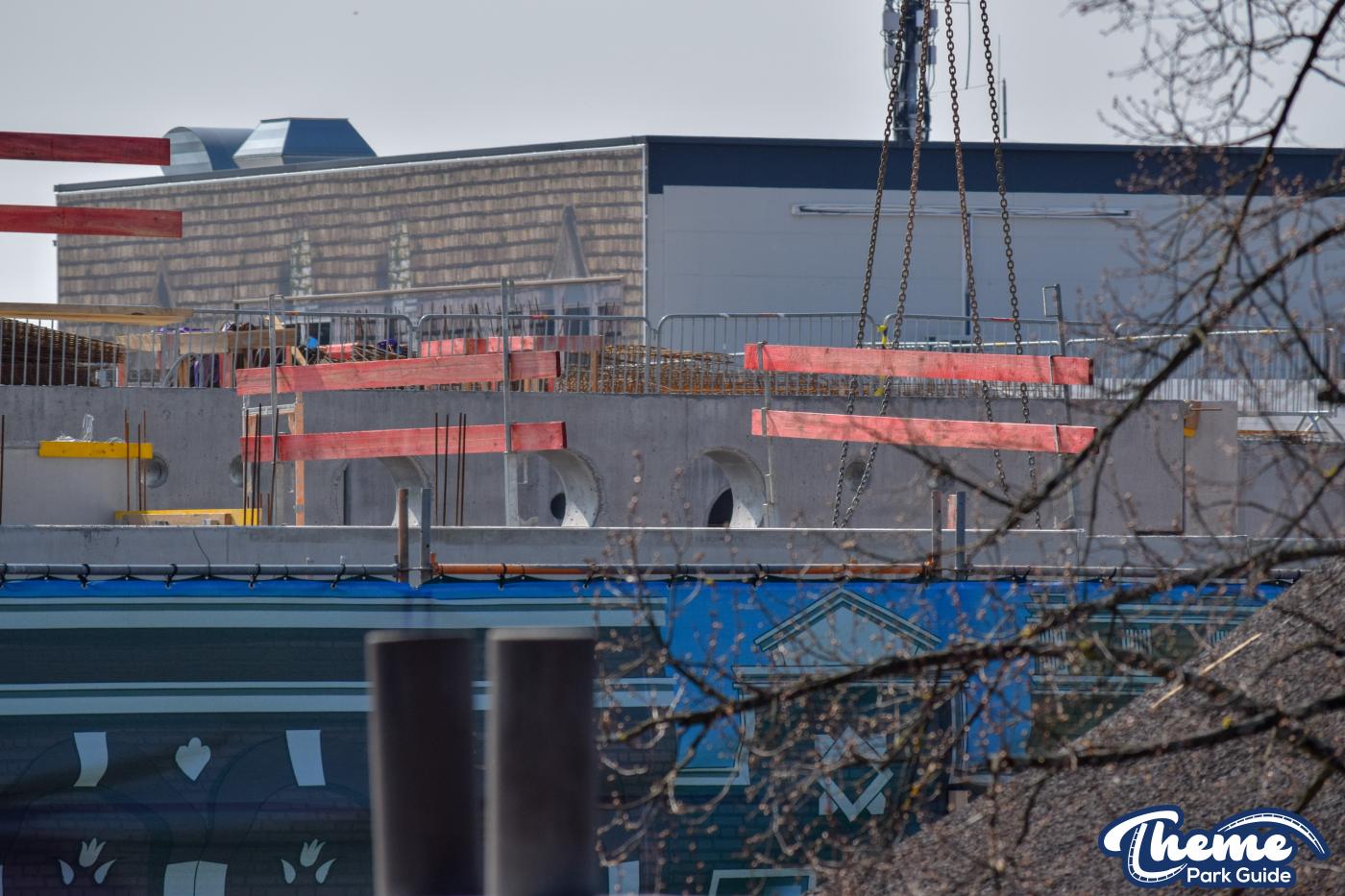 , Pirates in Batavia Construction Begins