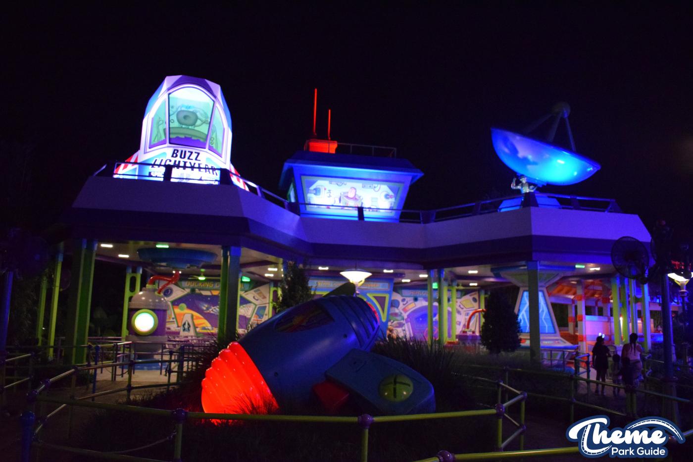 Alien Swirling Saucers -  Disneys Hollywood Studios