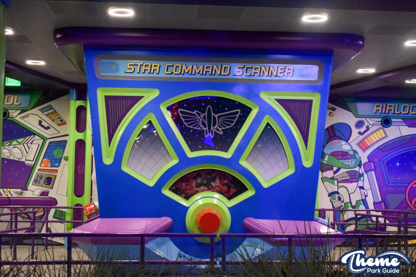 Alien Swirling Saucers -  Disneys Hollywood Studios
