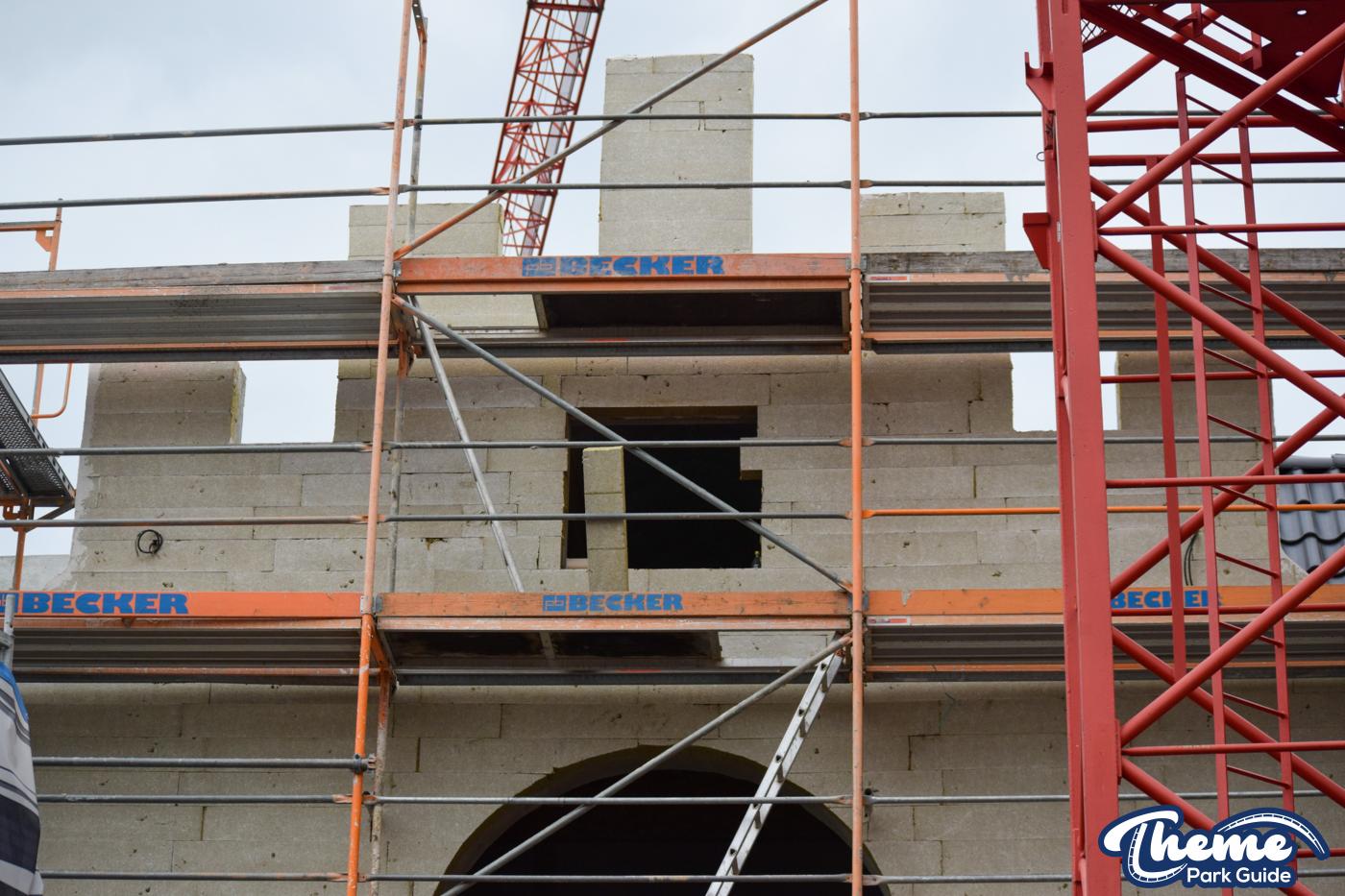 , Pirates in Batavia Exterior Complete
