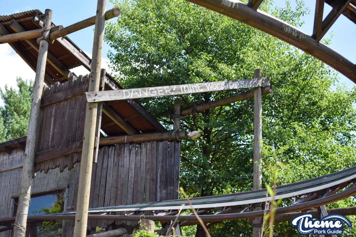 Runaway Mine Train - Katanga Canyon