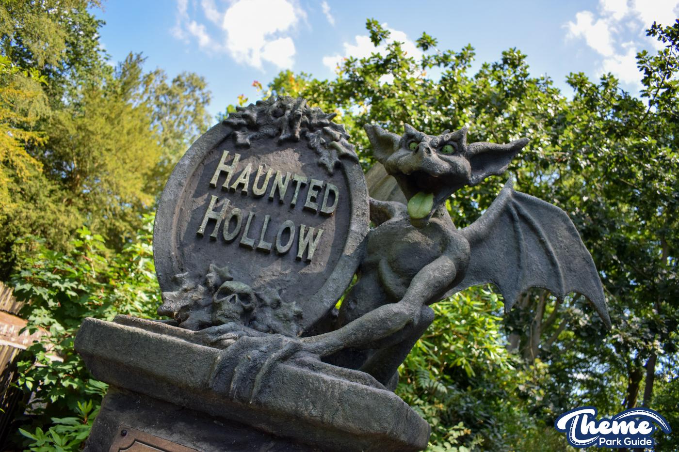 Haunted Hollow - Gloomy Wood