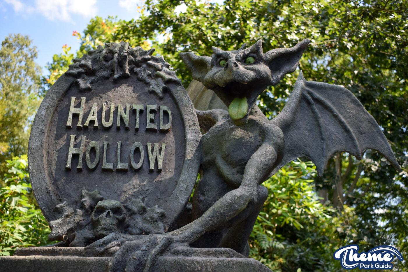 Haunted Hollow - Gloomy Wood