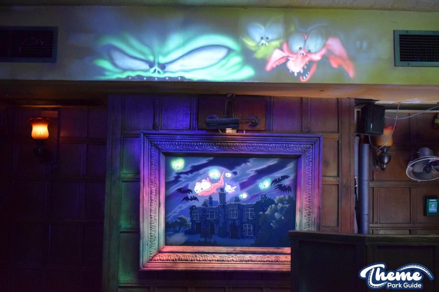 Hocus Pocus Hall -