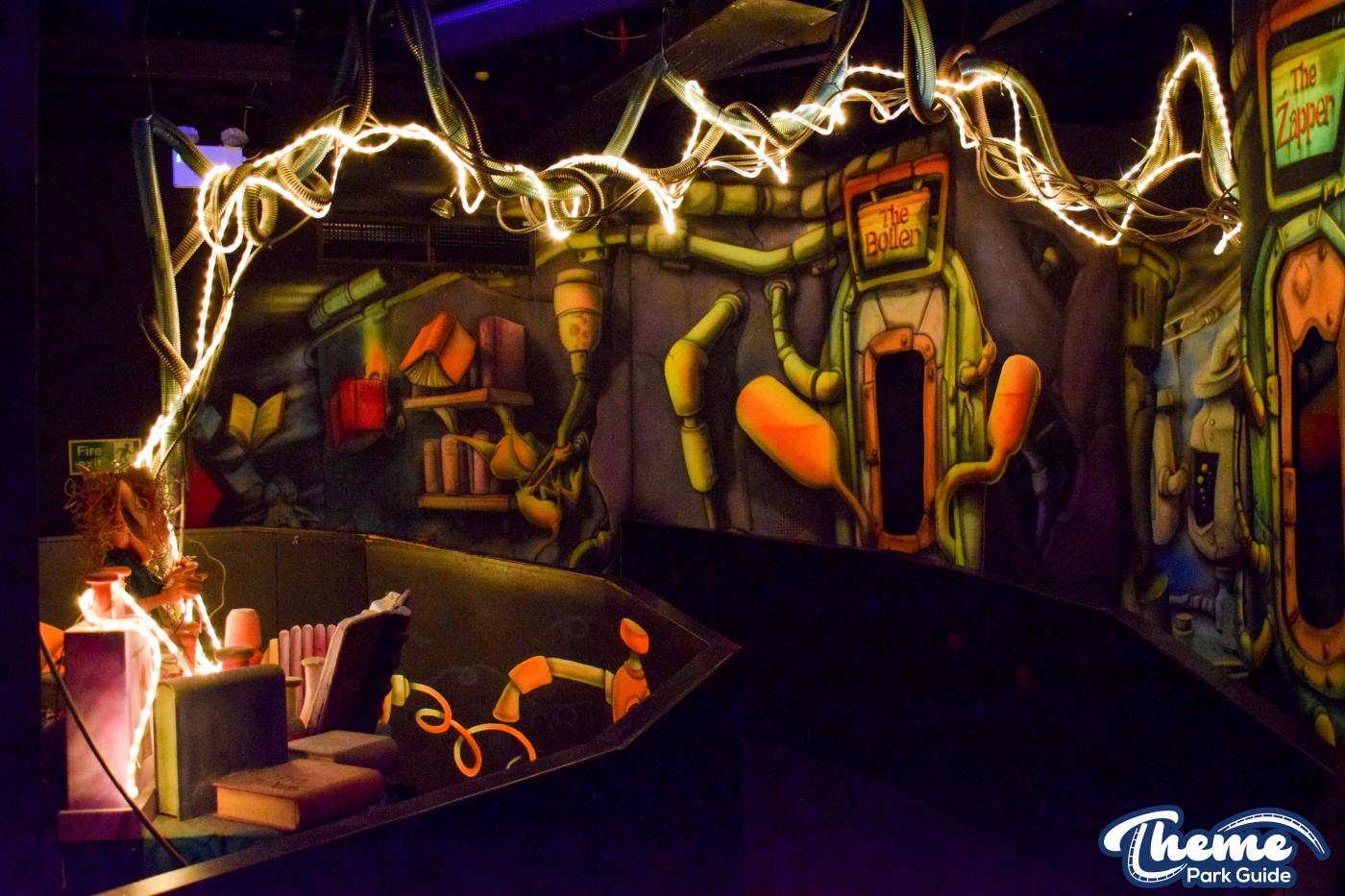 Hocus Pocus Hall -