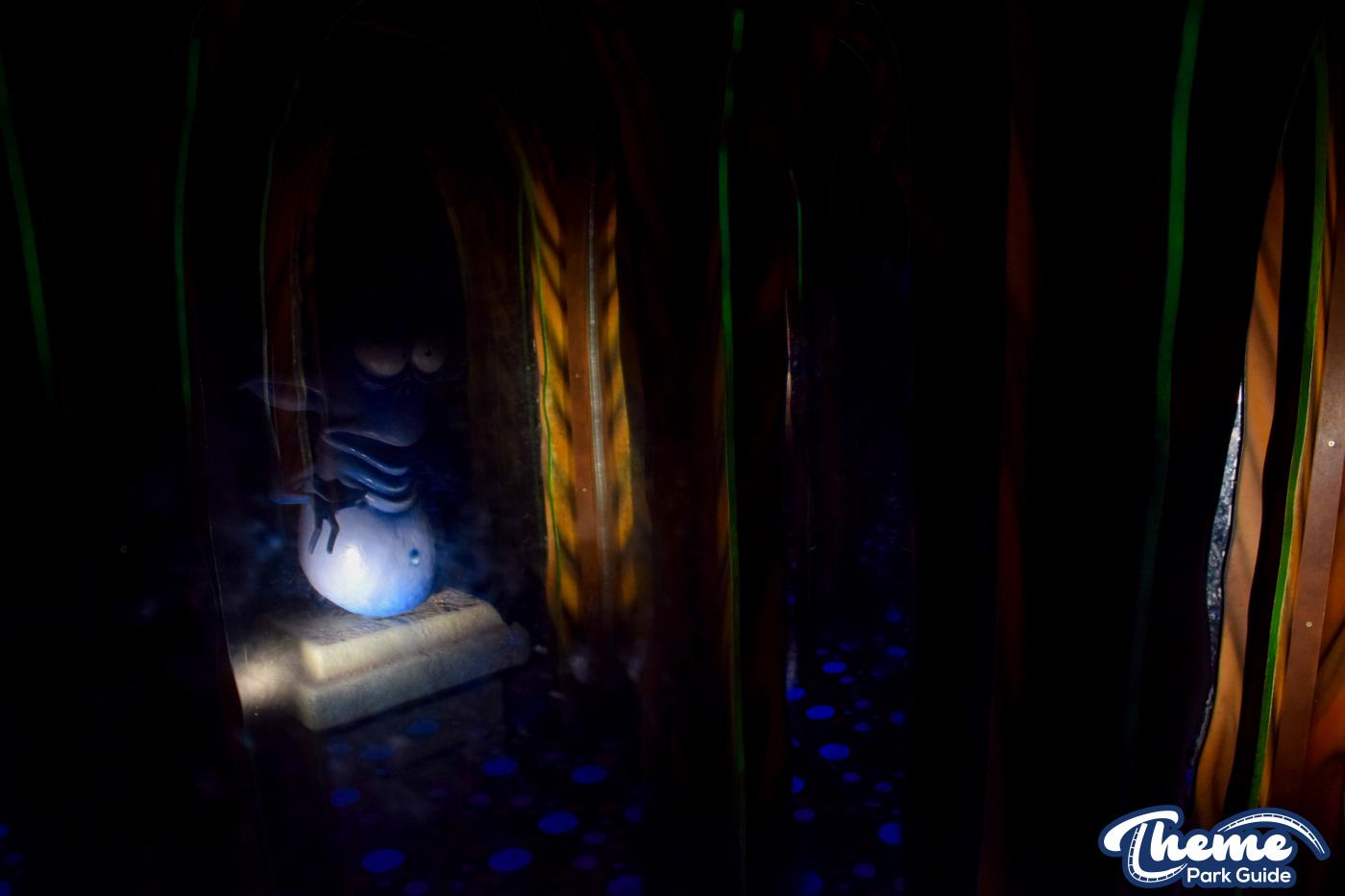 Hocus Pocus Hall -
