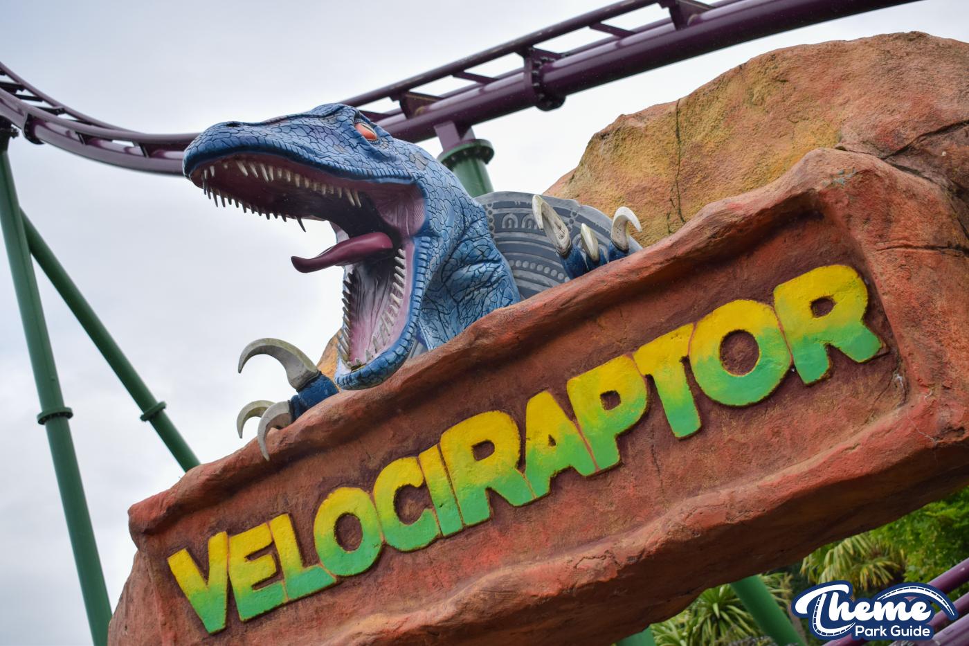<p>Paultons Park</p>