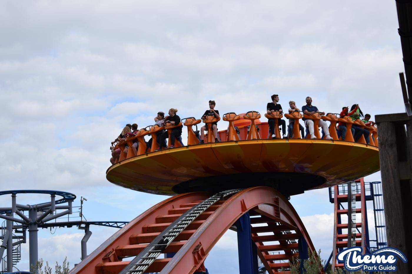 <p>Paultons Park</p>
