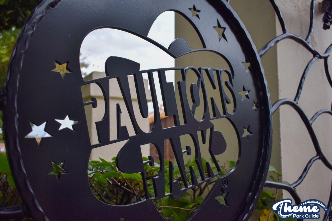 <p>Paultons Park</p>