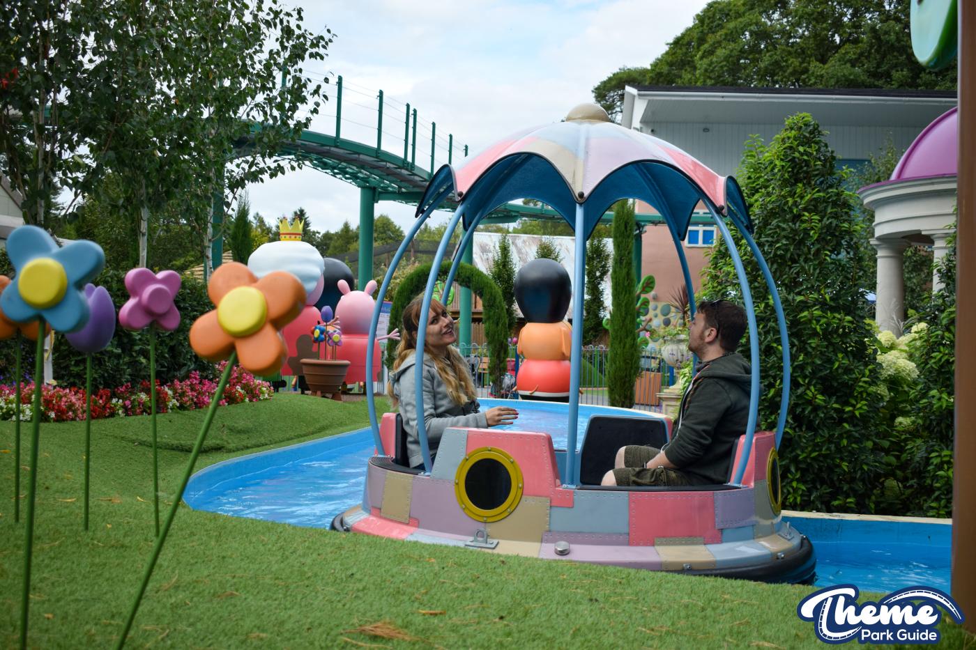 <p>Paultons Park</p>