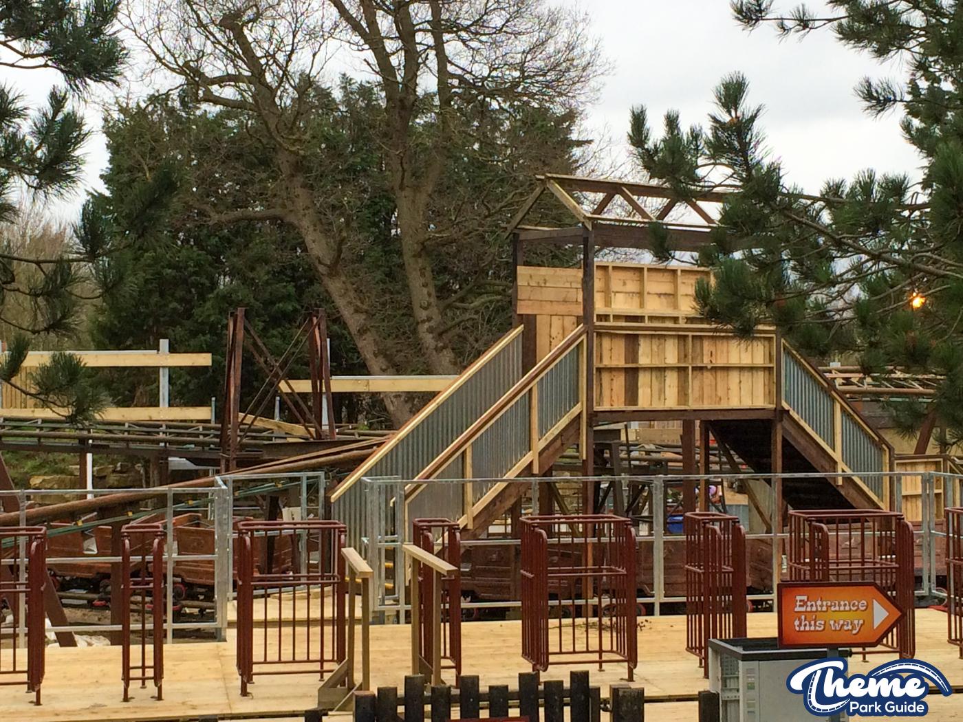 New Theming Structures Built For Scorpion Express