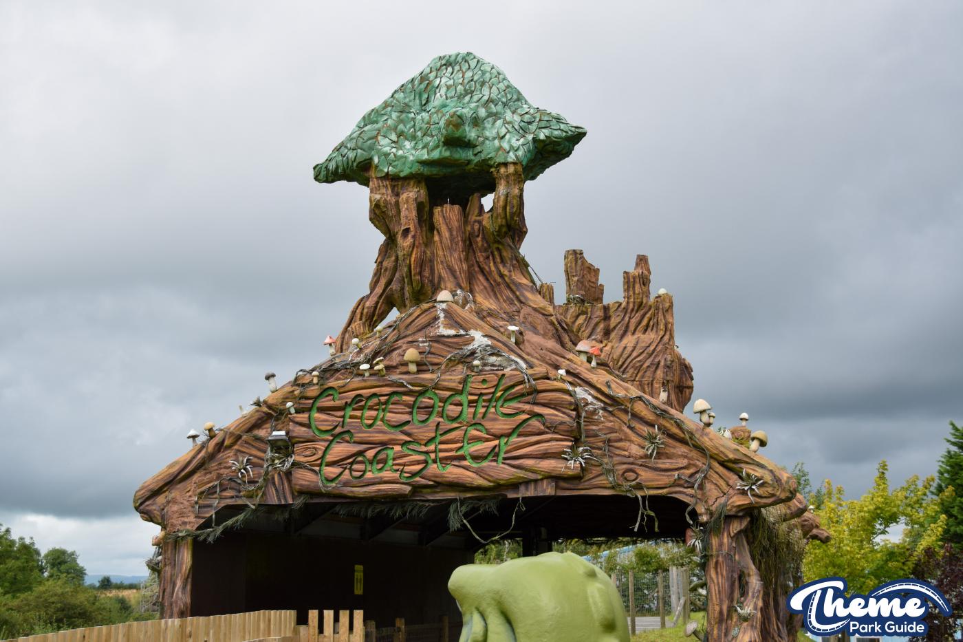 Crocodile Coaster -