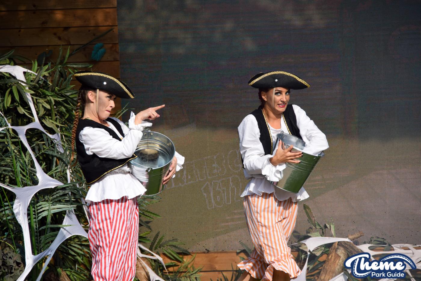 The Legend Of The Wild Witches Show -