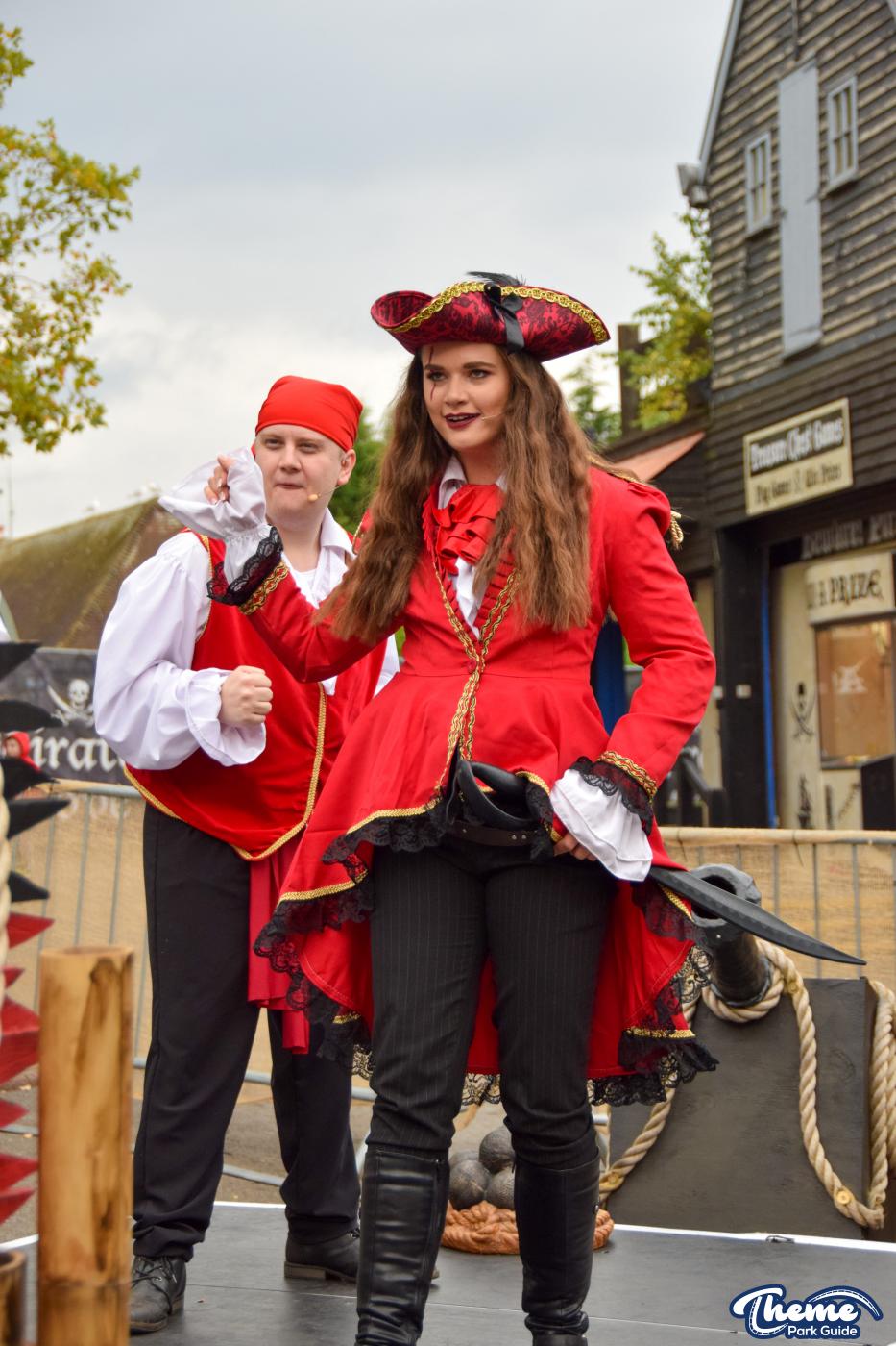 Plunderous Pirates -