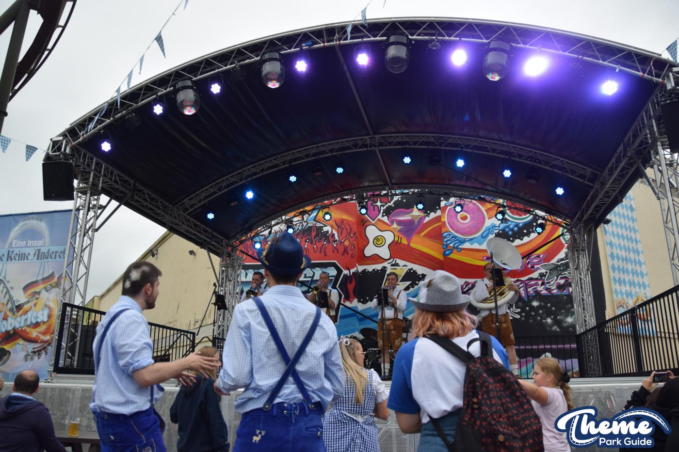 Thorpe Park - Thorpe Park Oktoberfest 2021