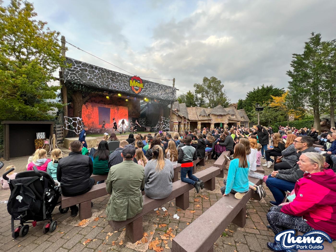 The Legend Of The Wild Witches Show -