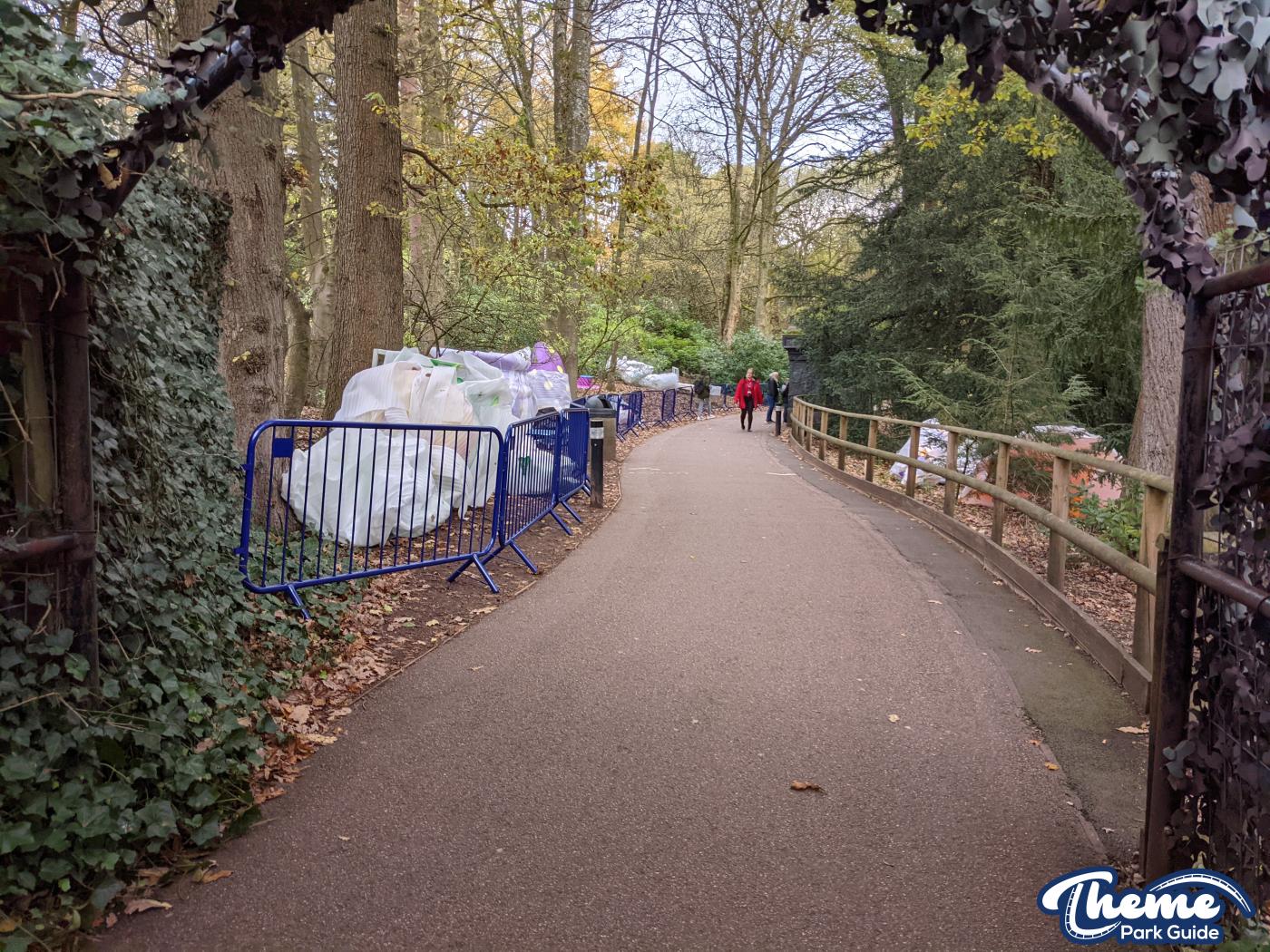 Lightopia Decorations begin to appear at Alton Towers