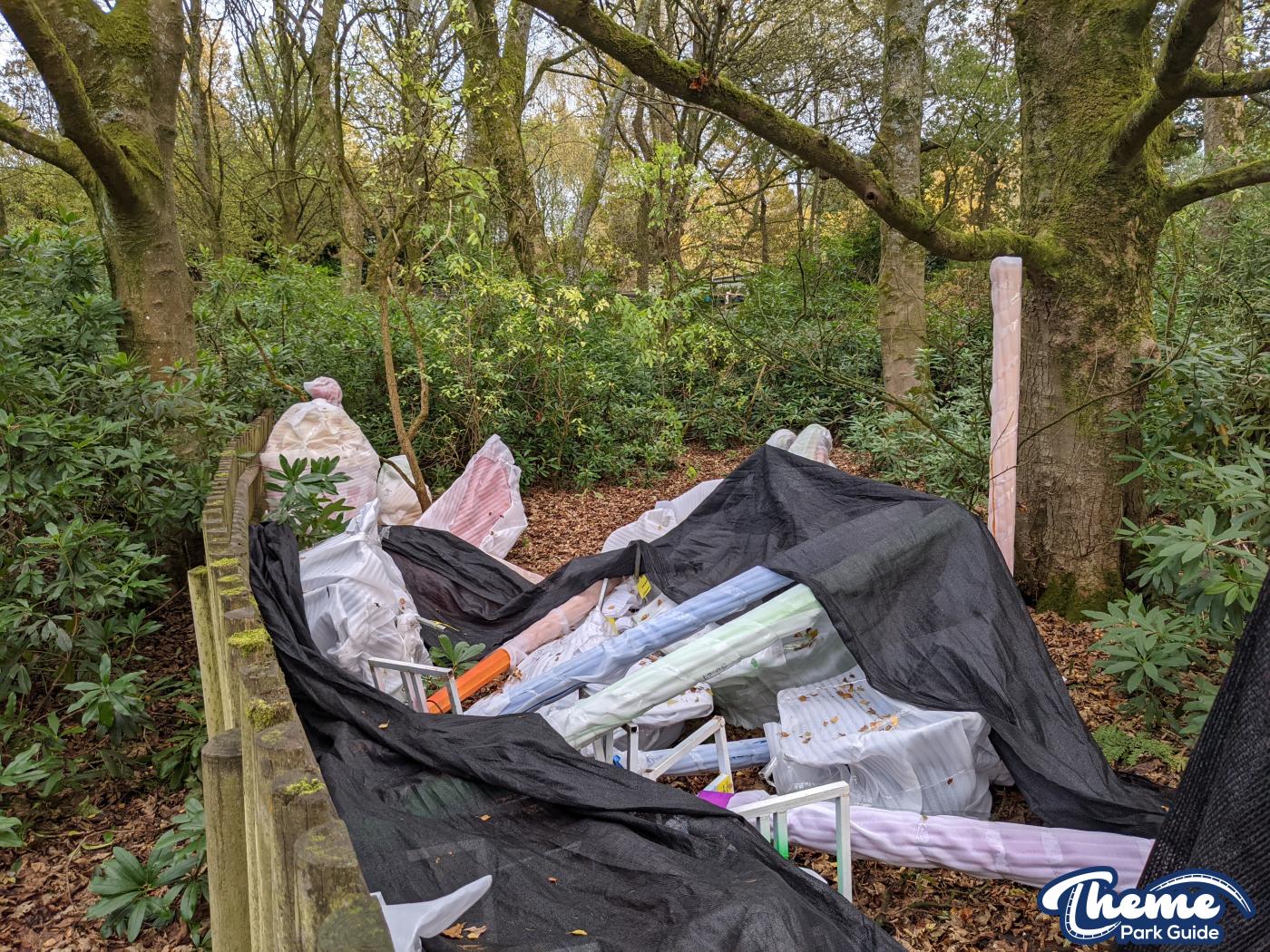 Lightopia Decorations begin to appear at Alton Towers