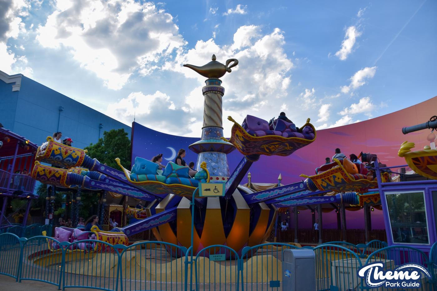 Flying Carpets Over Agrabah -  Walt Disney Studios Park