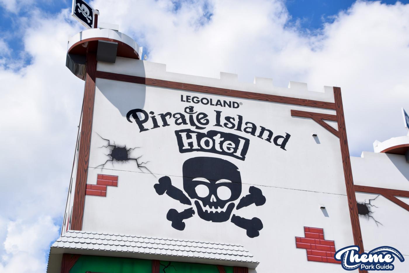 Pirate Island Hotel - Legoland Florida