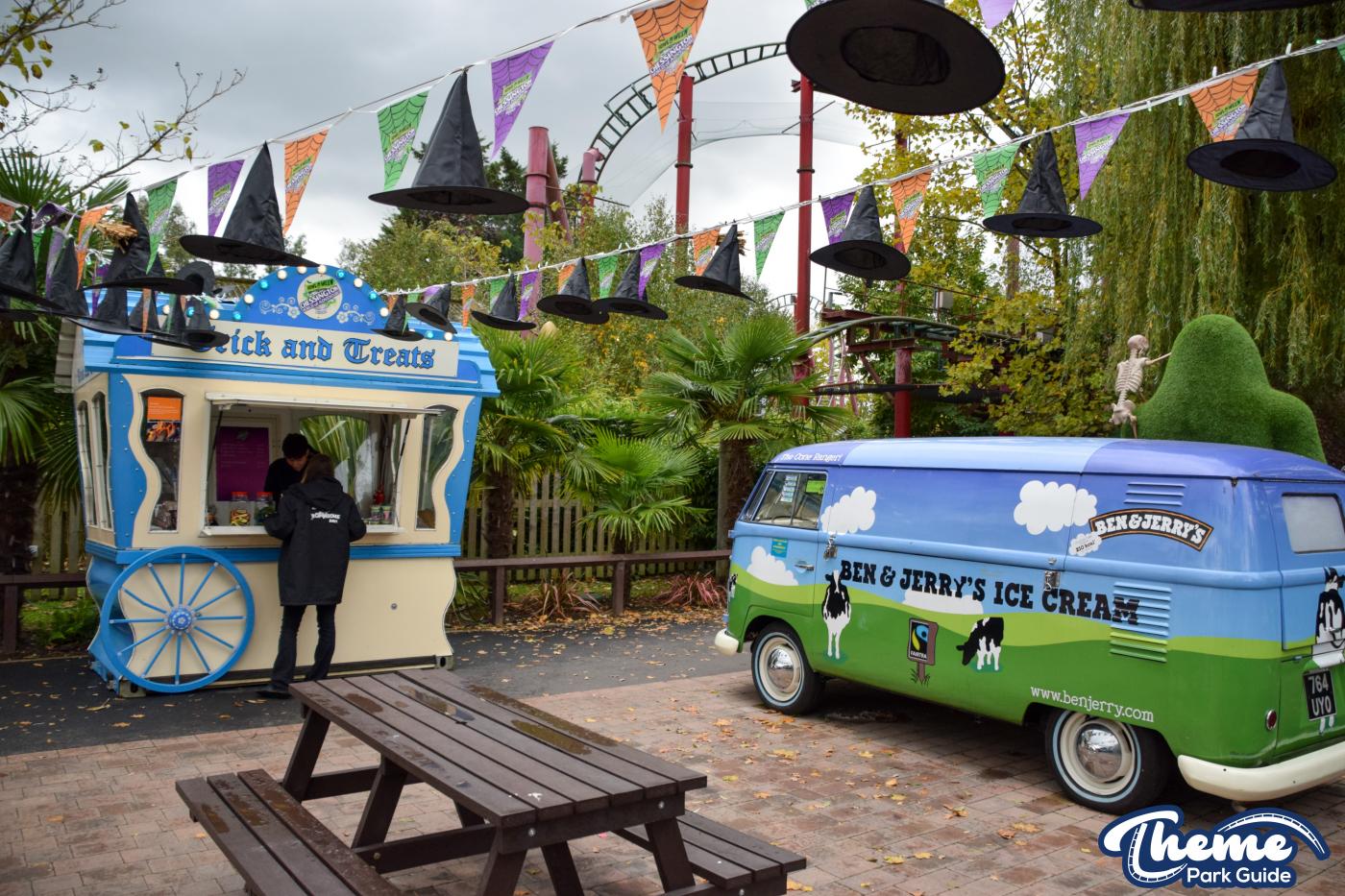 Spooky Food Street -