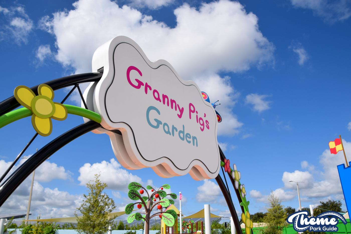 Grandpa Pig's Greenhouse -  Peppa Pig Theme Park