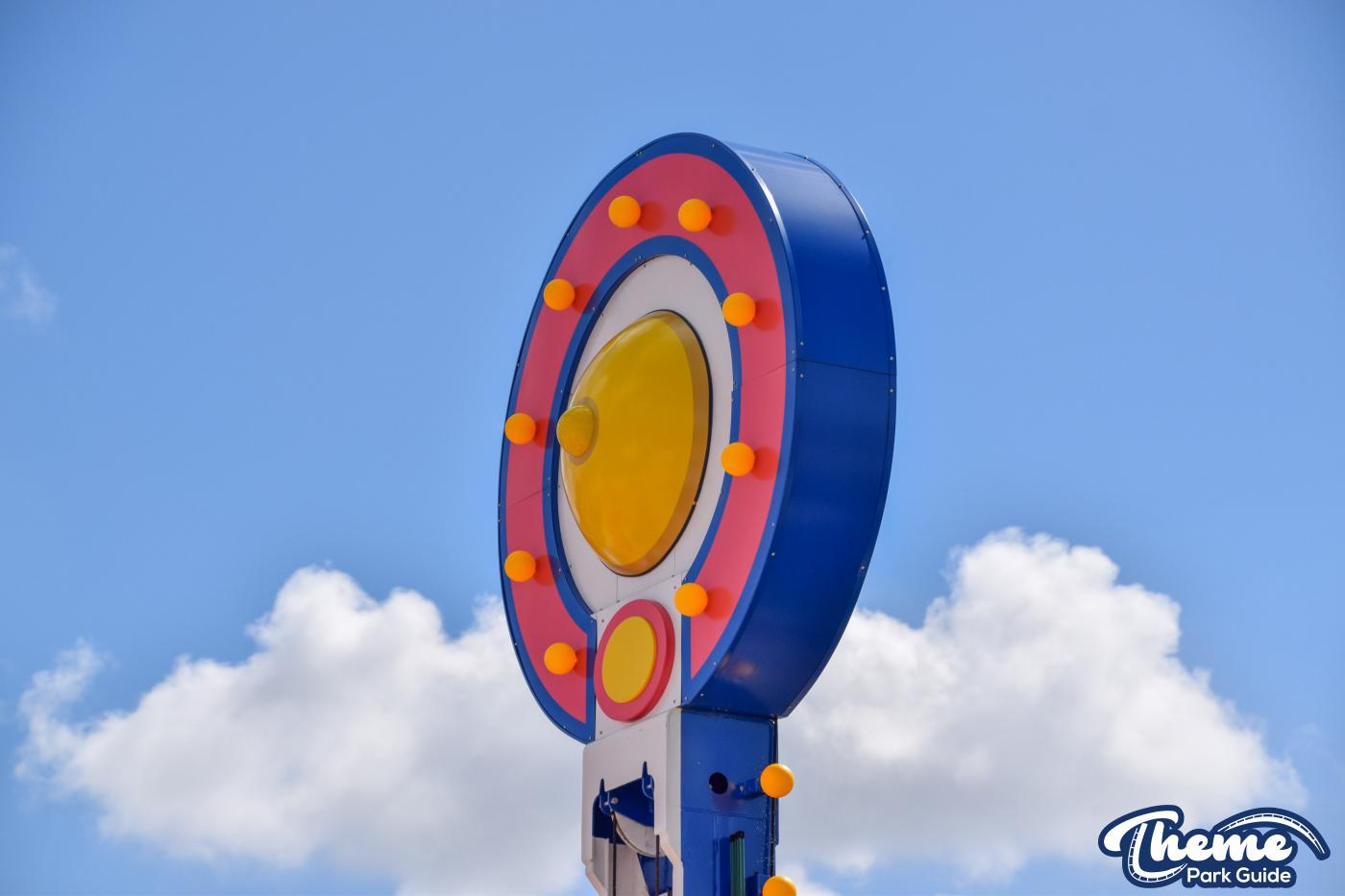 Mr. Bull's High Striker -  Peppa Pig Theme Park
