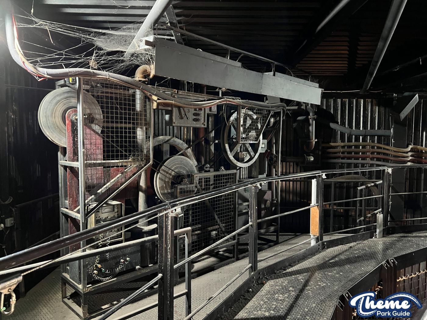 Saw The Ride Behind The Scenes -