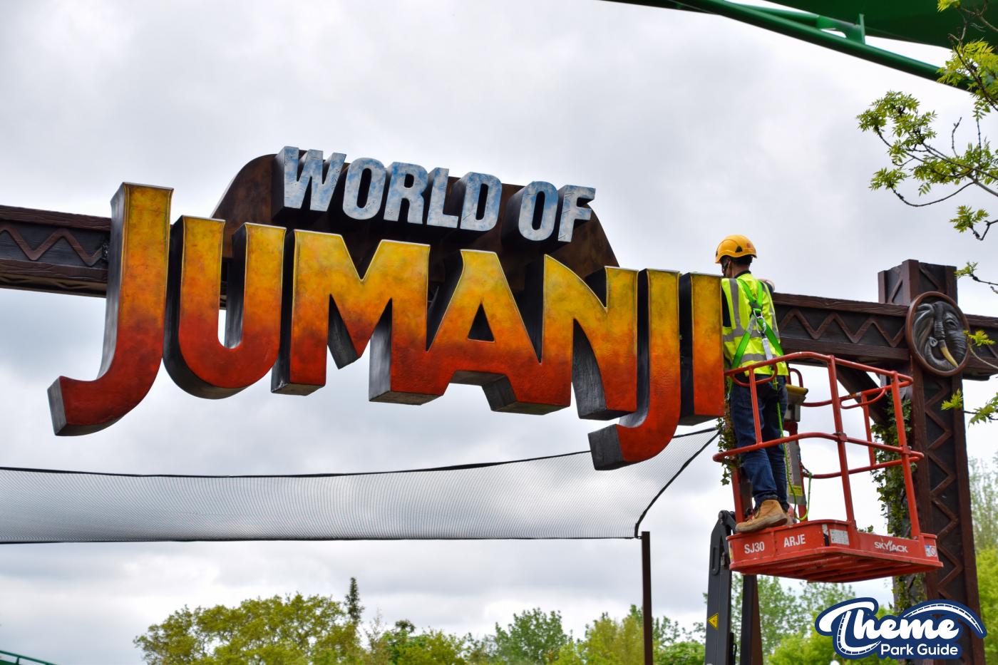 Final Look At World Of Jumanji Before It Opens To The Public
