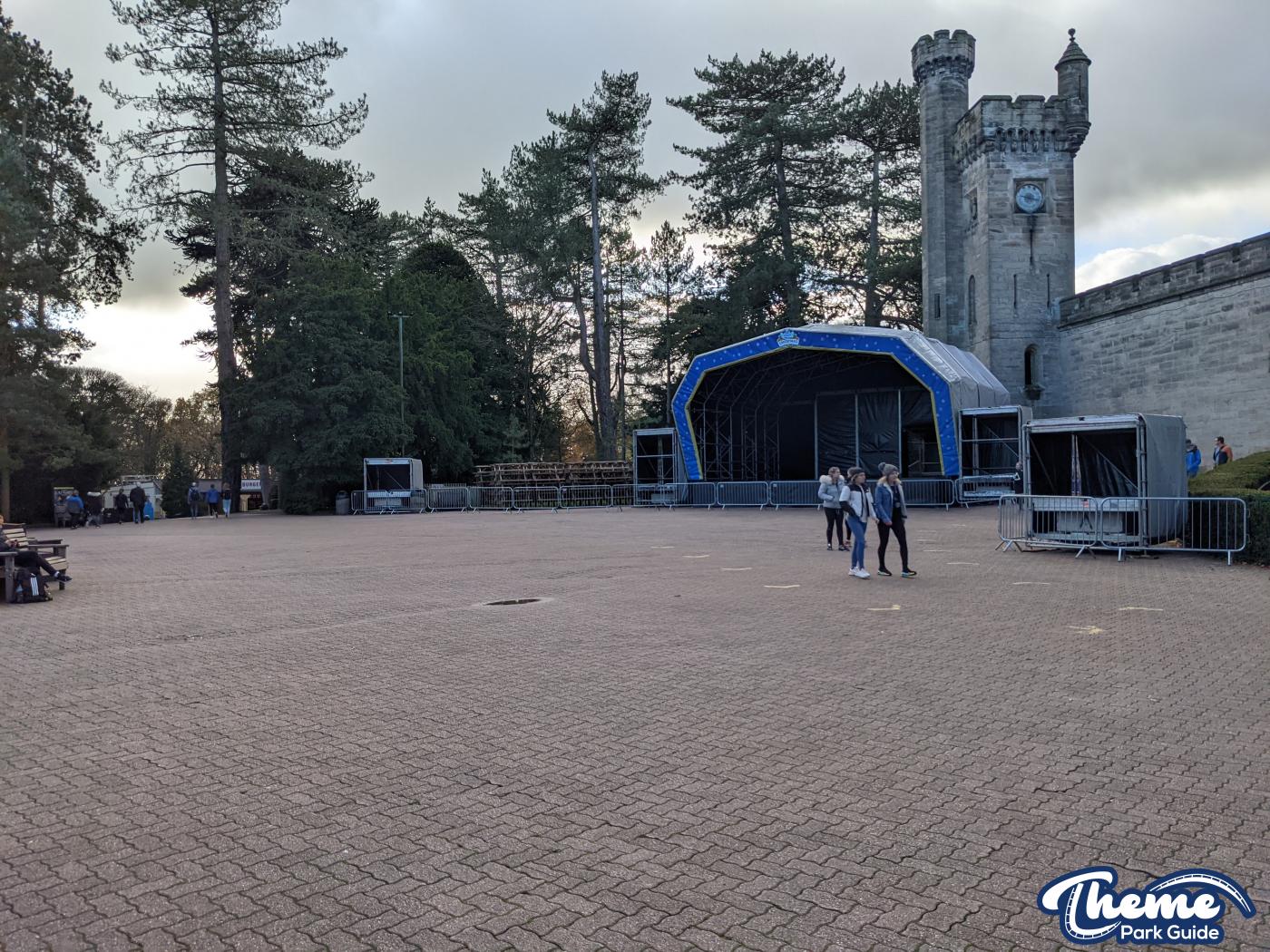Fountain Square - Alton Towers
