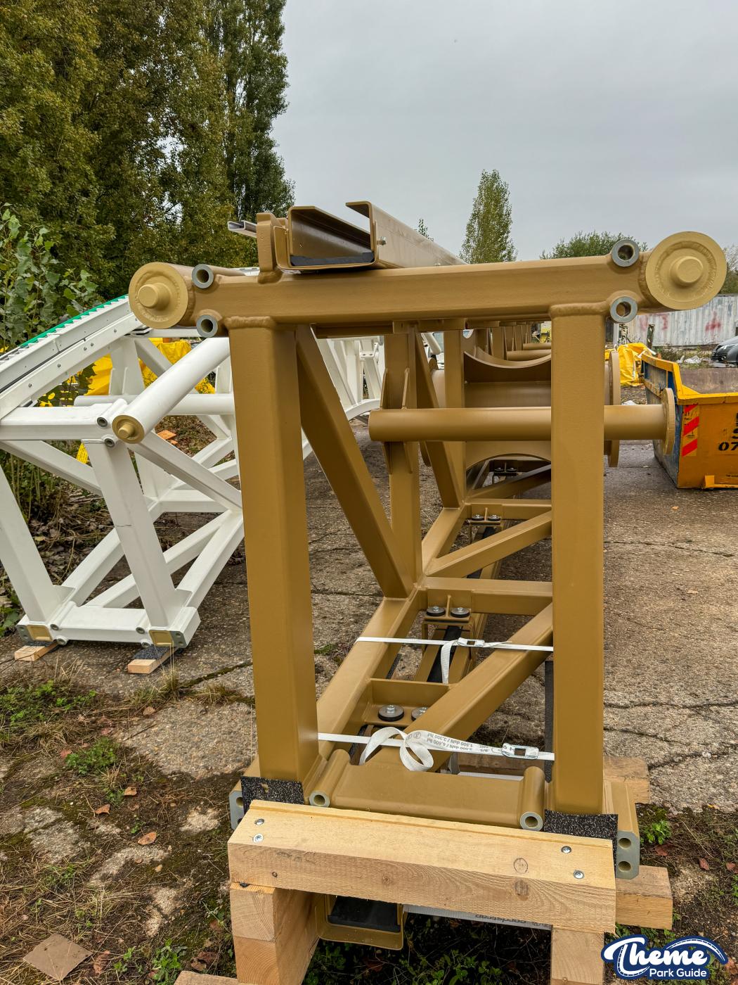 Hyperia Top and Bottom Of Lift Hill Delivered