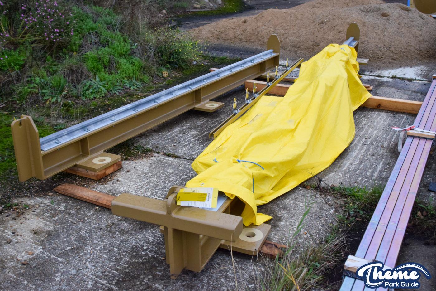 Hyperia Top and Bottom Of Lift Hill Delivered