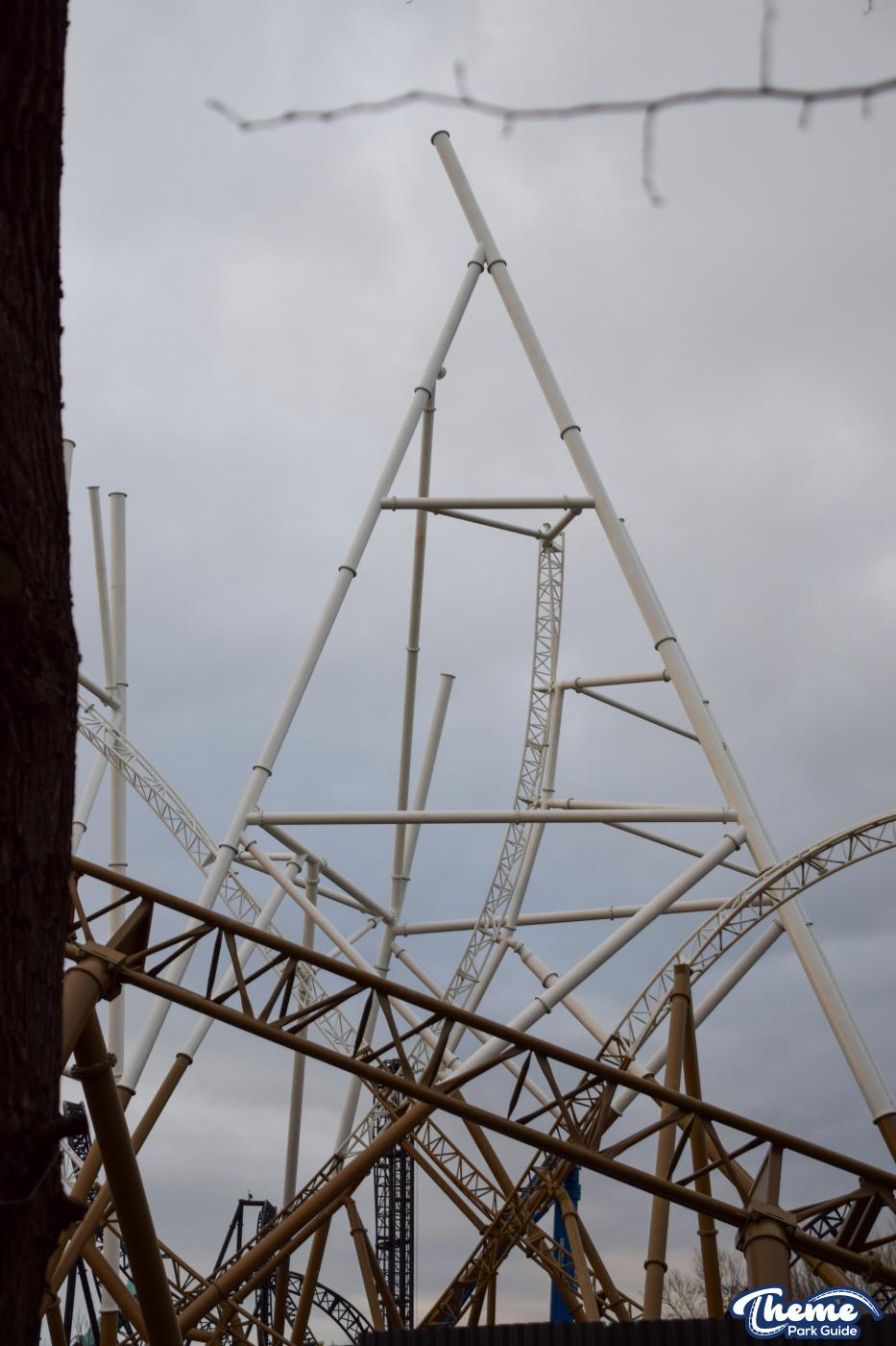 Hyperia Huge Crane Arrives And First Drop Install Continues