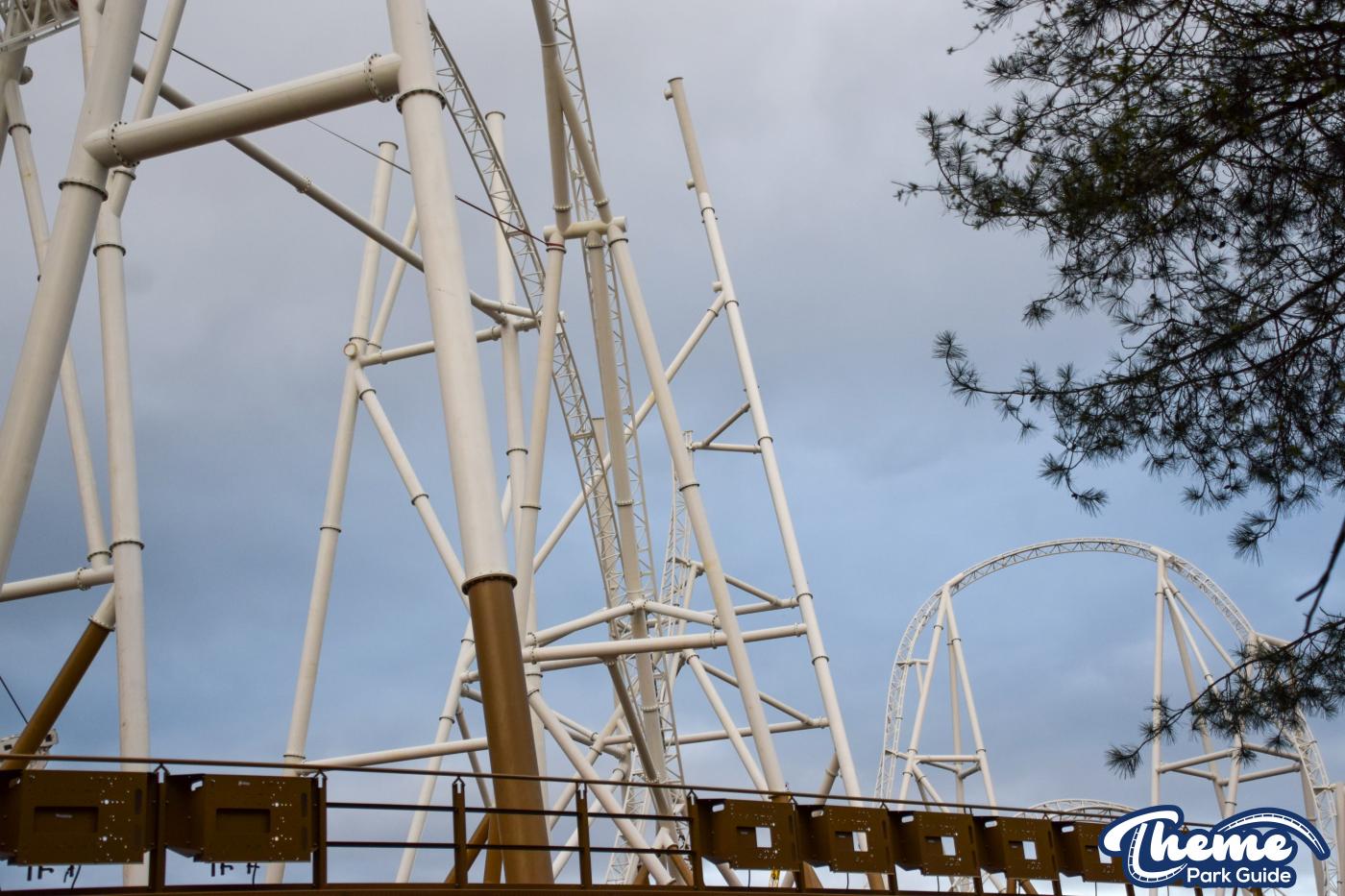 Hyperia Huge Crane Arrives And First Drop Install Continues