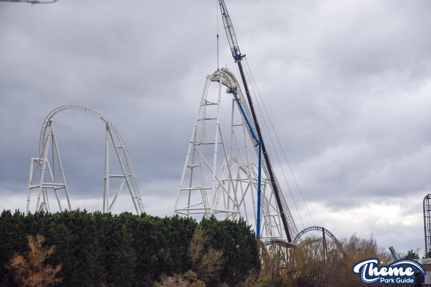 Hyperia Lift Hill Chain Installation Begins