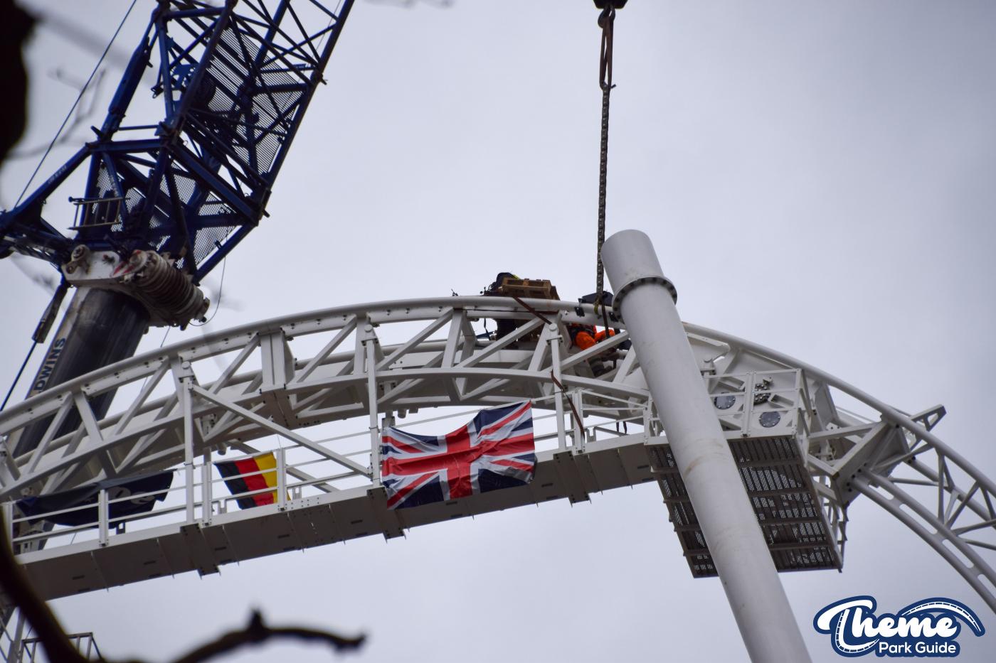 Hyperia Lift Hill Chain Installation Begins