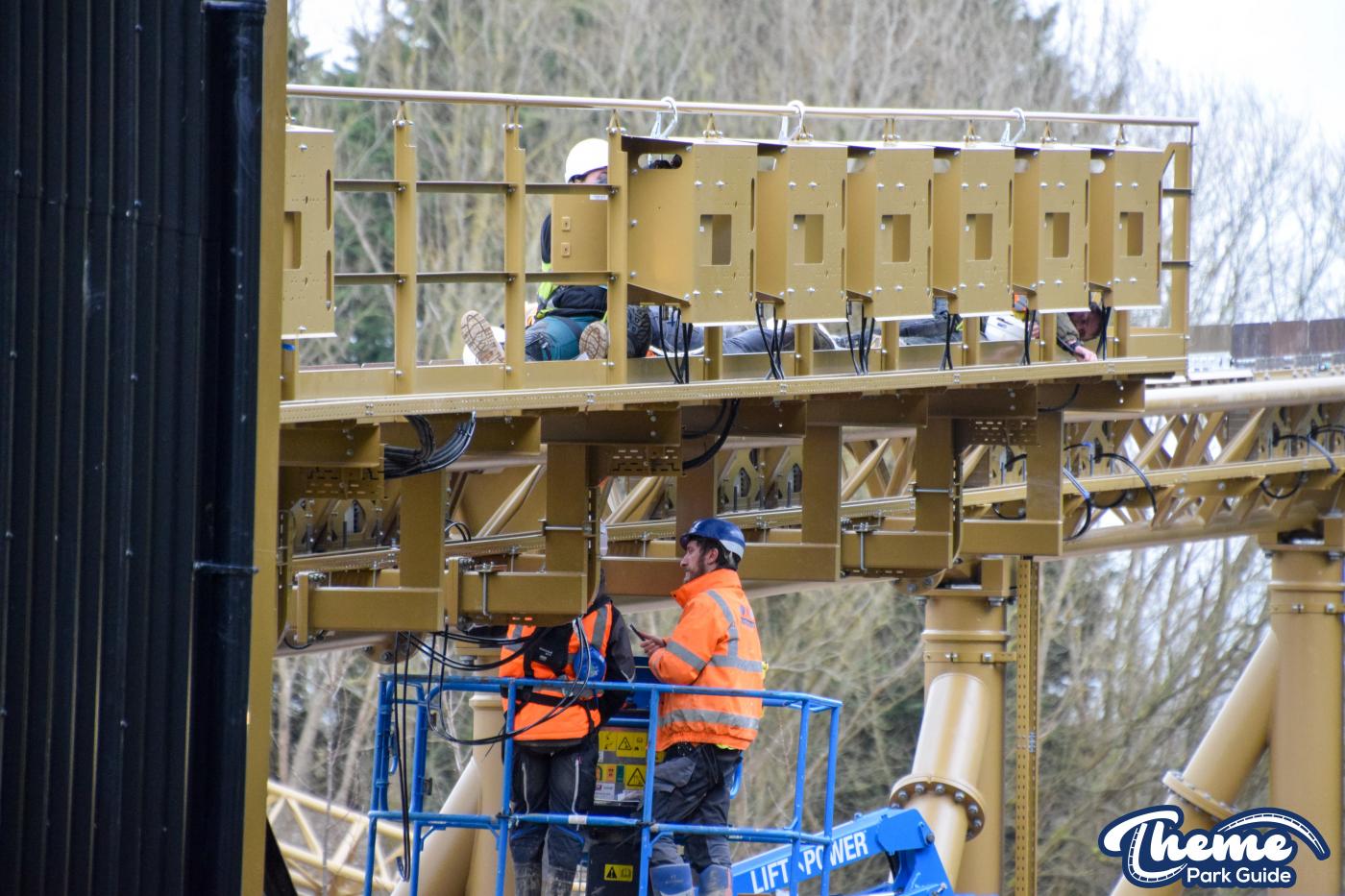 Hyperia Lift Hill Chain Installation Begins