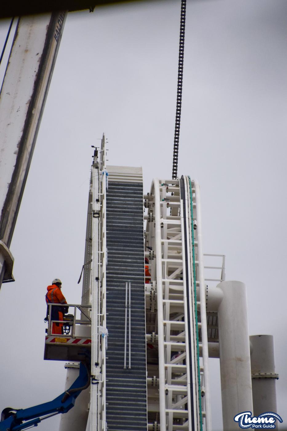 Hyperia Lift Hill Chain Installation Begins