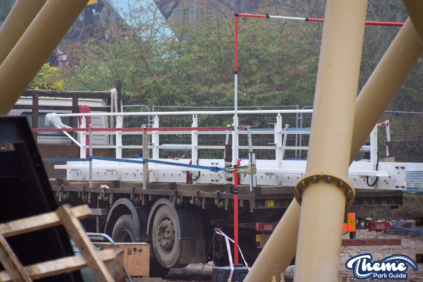 Hyperia Track Completed! Top Of Lift Hill Lifted Into Place