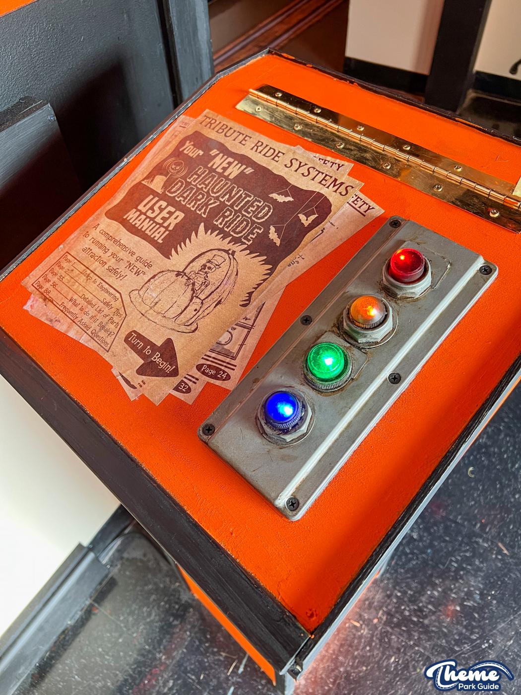 Halloween Horror Nights Tribute Store 2021 -