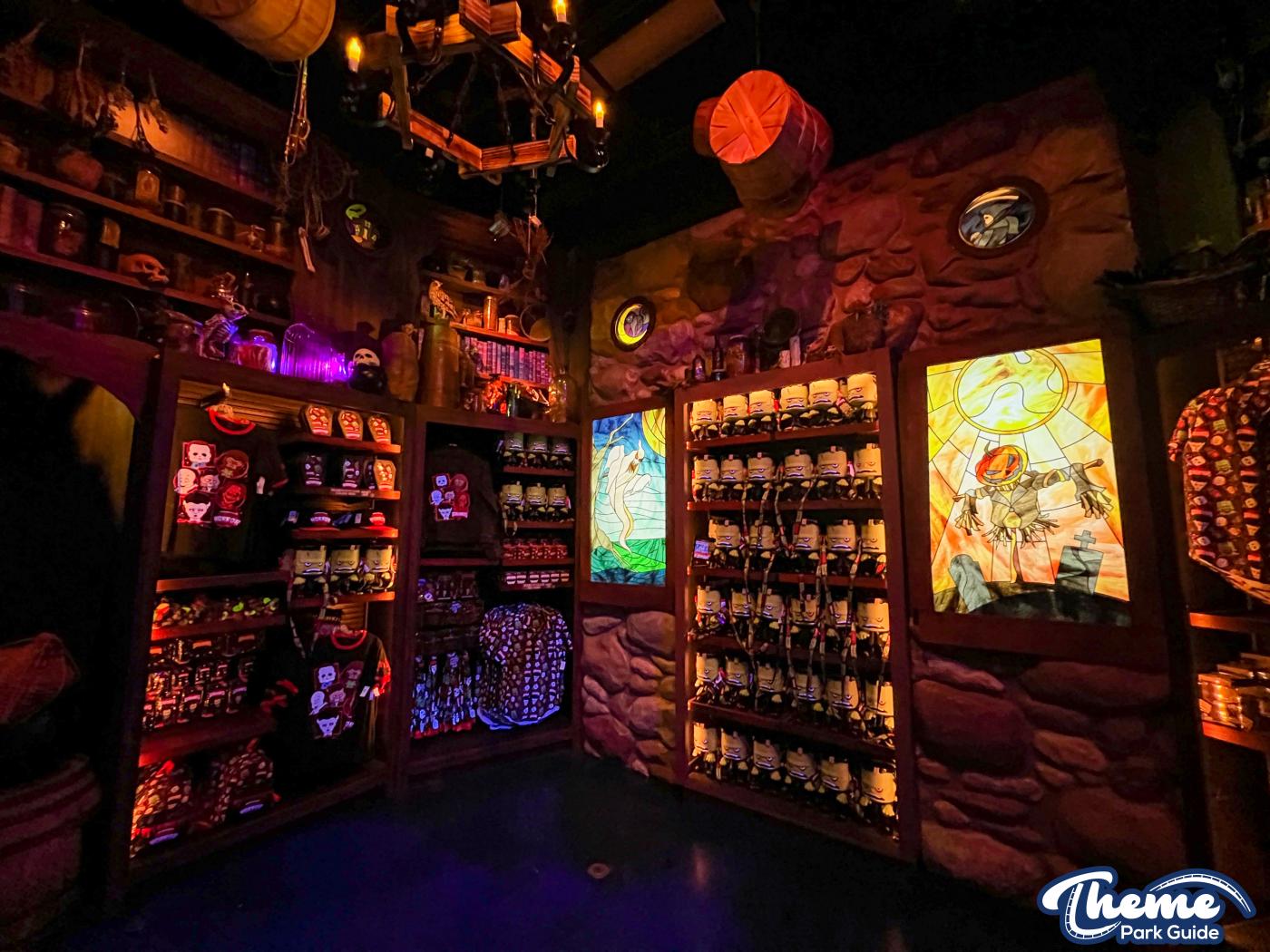 Halloween Horror Nights Tribute Store 2021 -