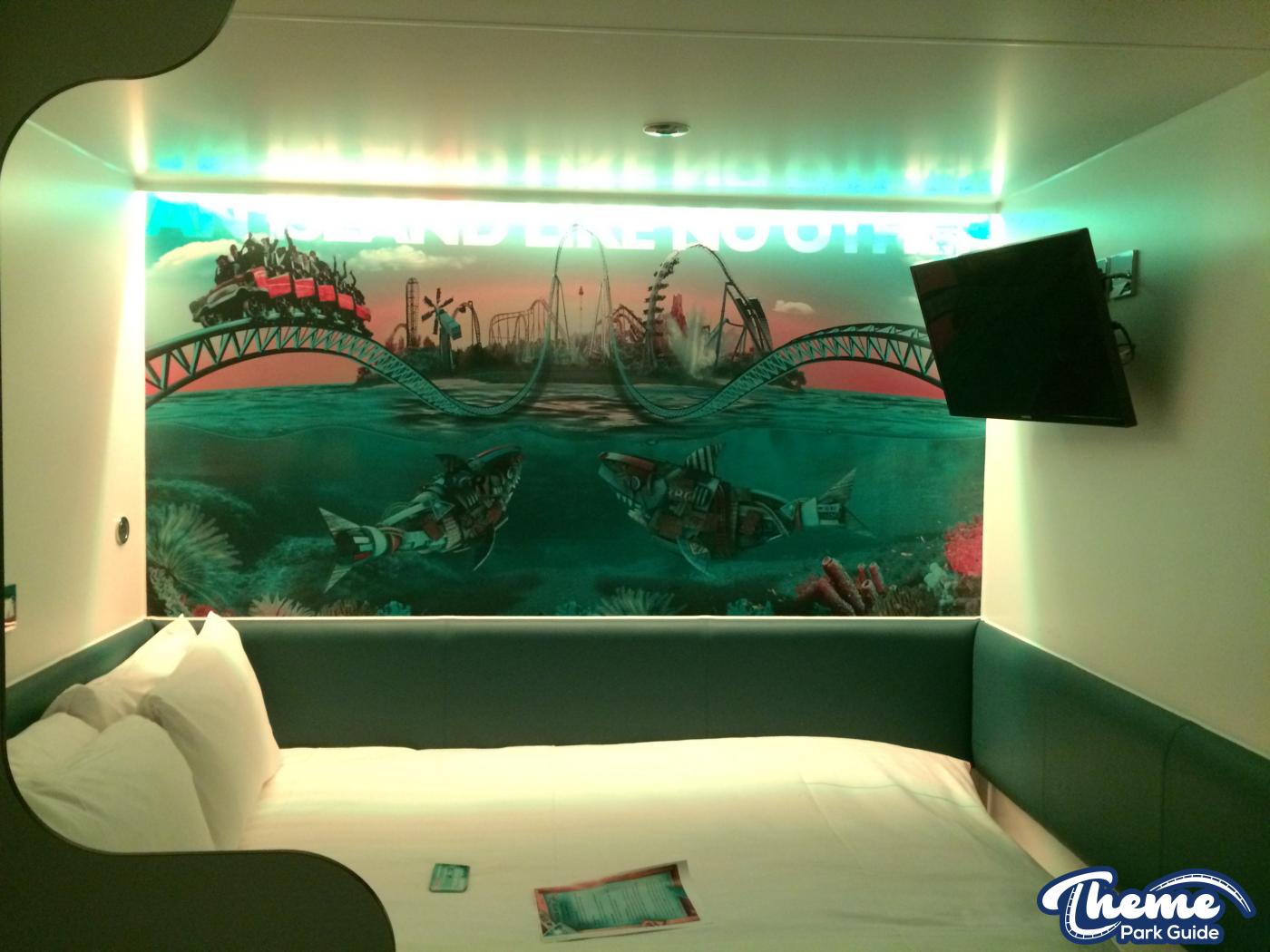 Thorpe Shark Basic Room