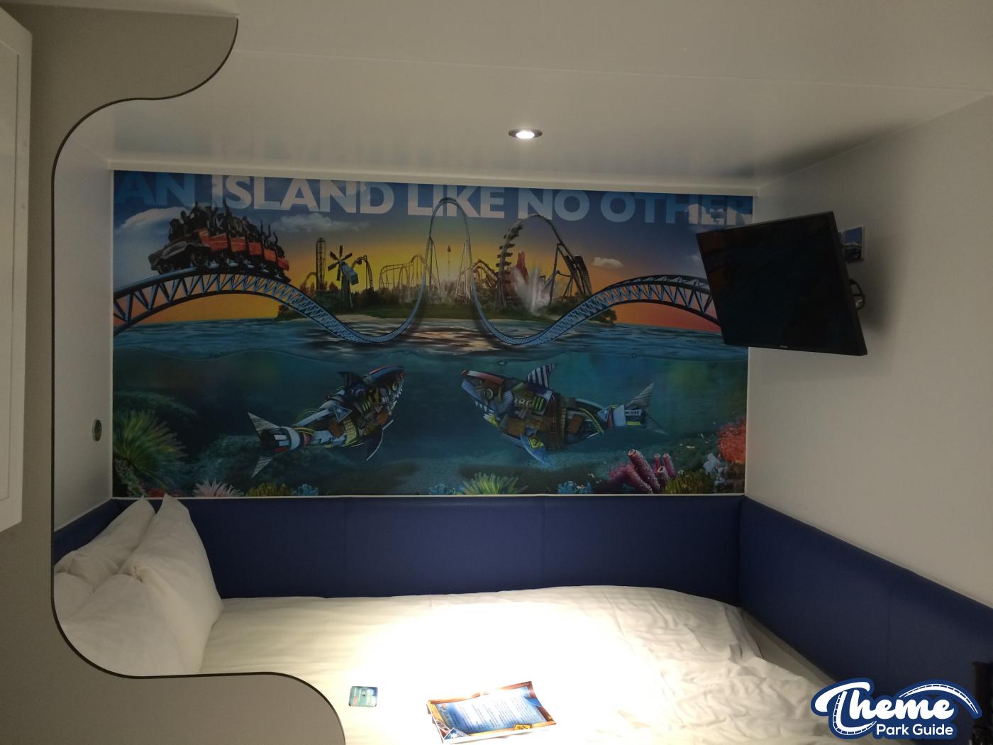 Thorpe Shark Basic Room