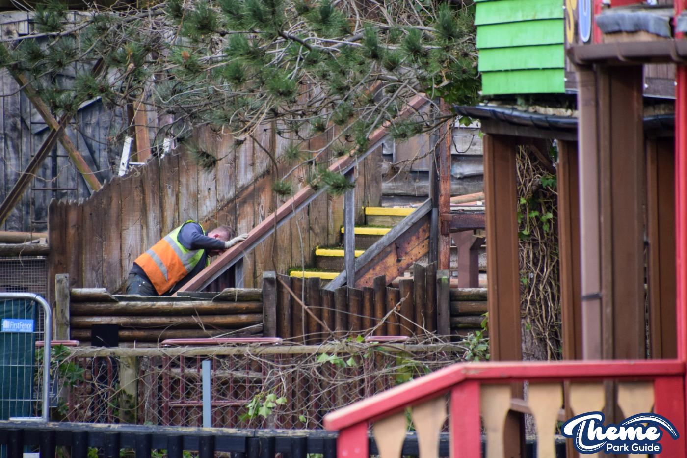 Chessington Scorpion Express Removal Begins as Track is Cut Up and Removed
